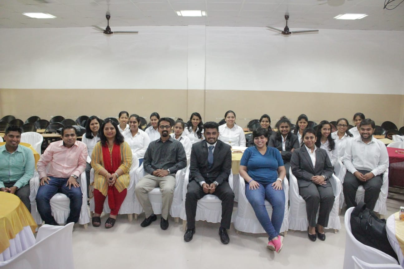 Soft-skill training and learning moment